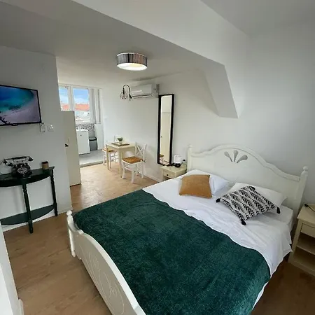 Appartement Rooftop 107 *